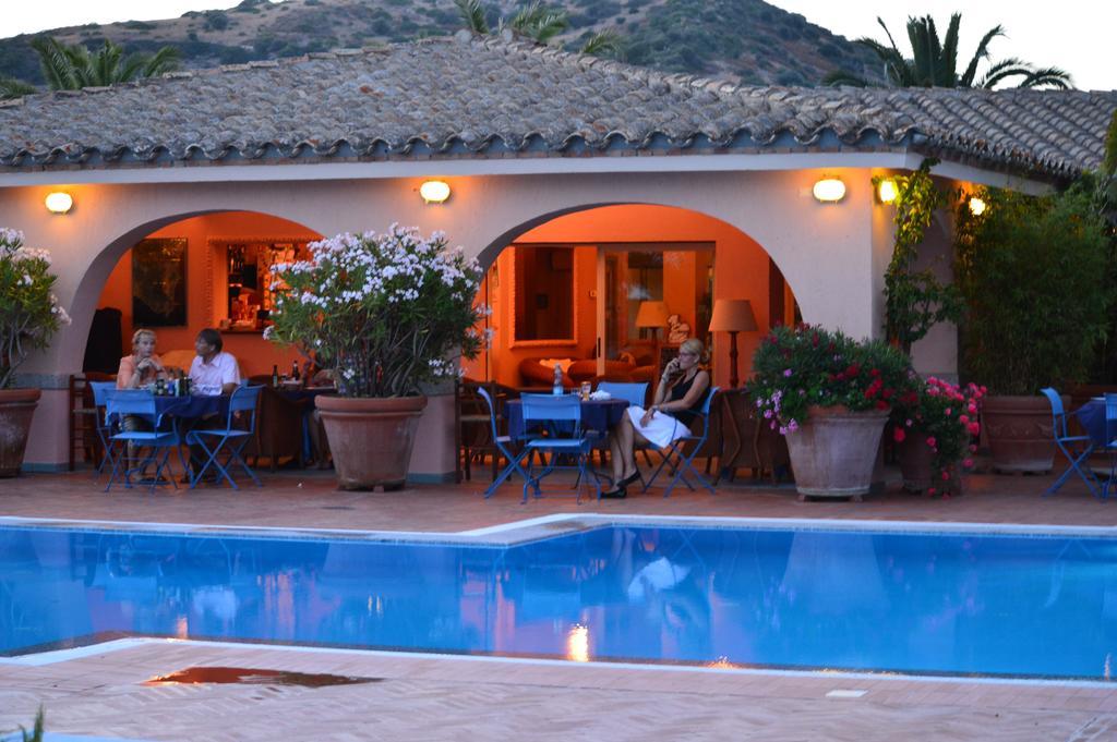 Residence Fenicia Villasimius Exterior photo